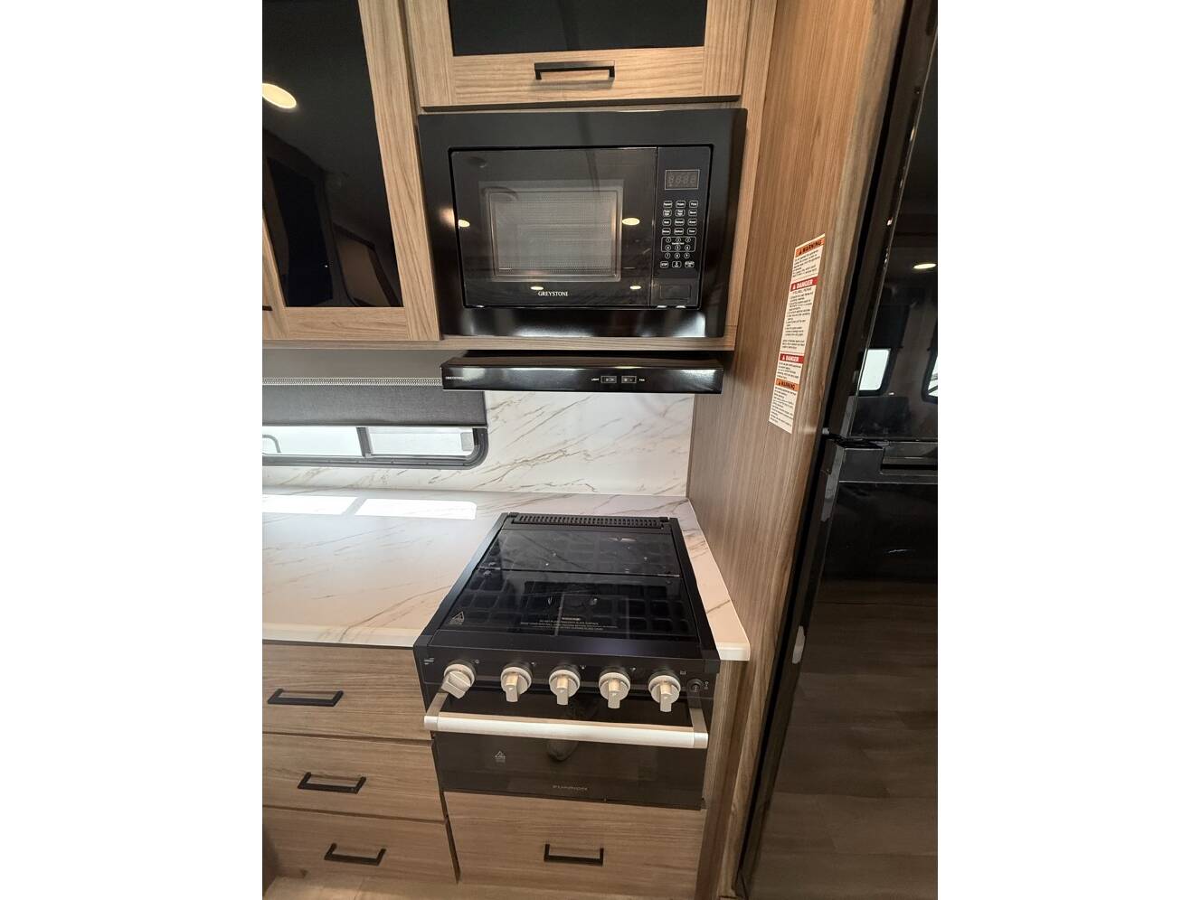 A photo of this 2024 Alliance Rv DELTA 281BH