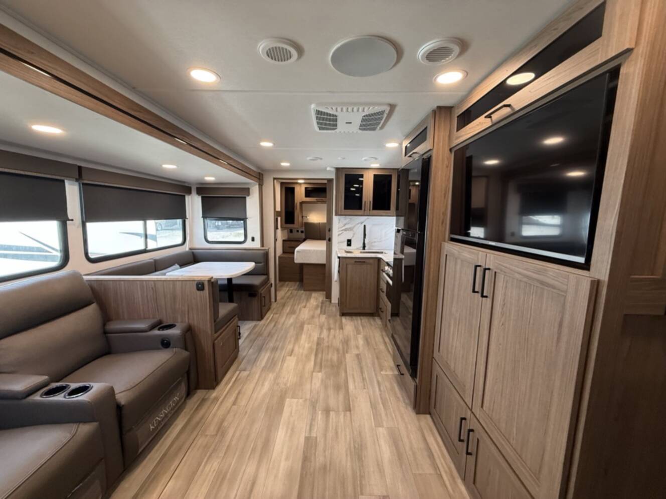 A photo of this 2024 Alliance Rv DELTA 281BH