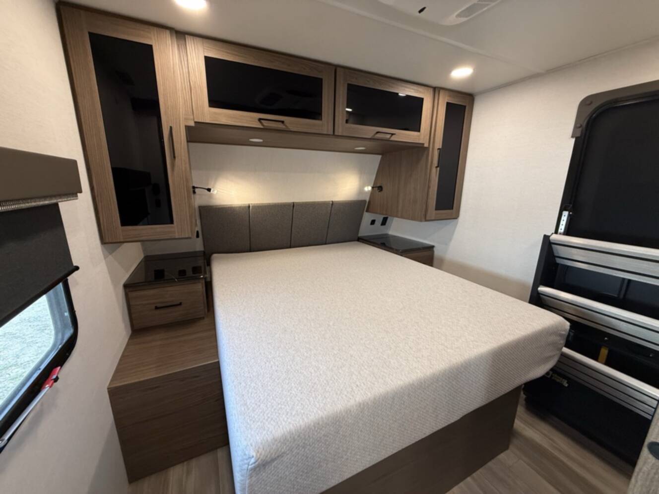 A photo of this 2024 Alliance Rv DELTA 281BH