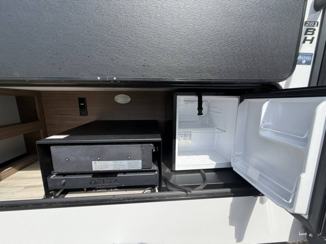 A photo of this 2024 Alliance Rv DELTA 281BH