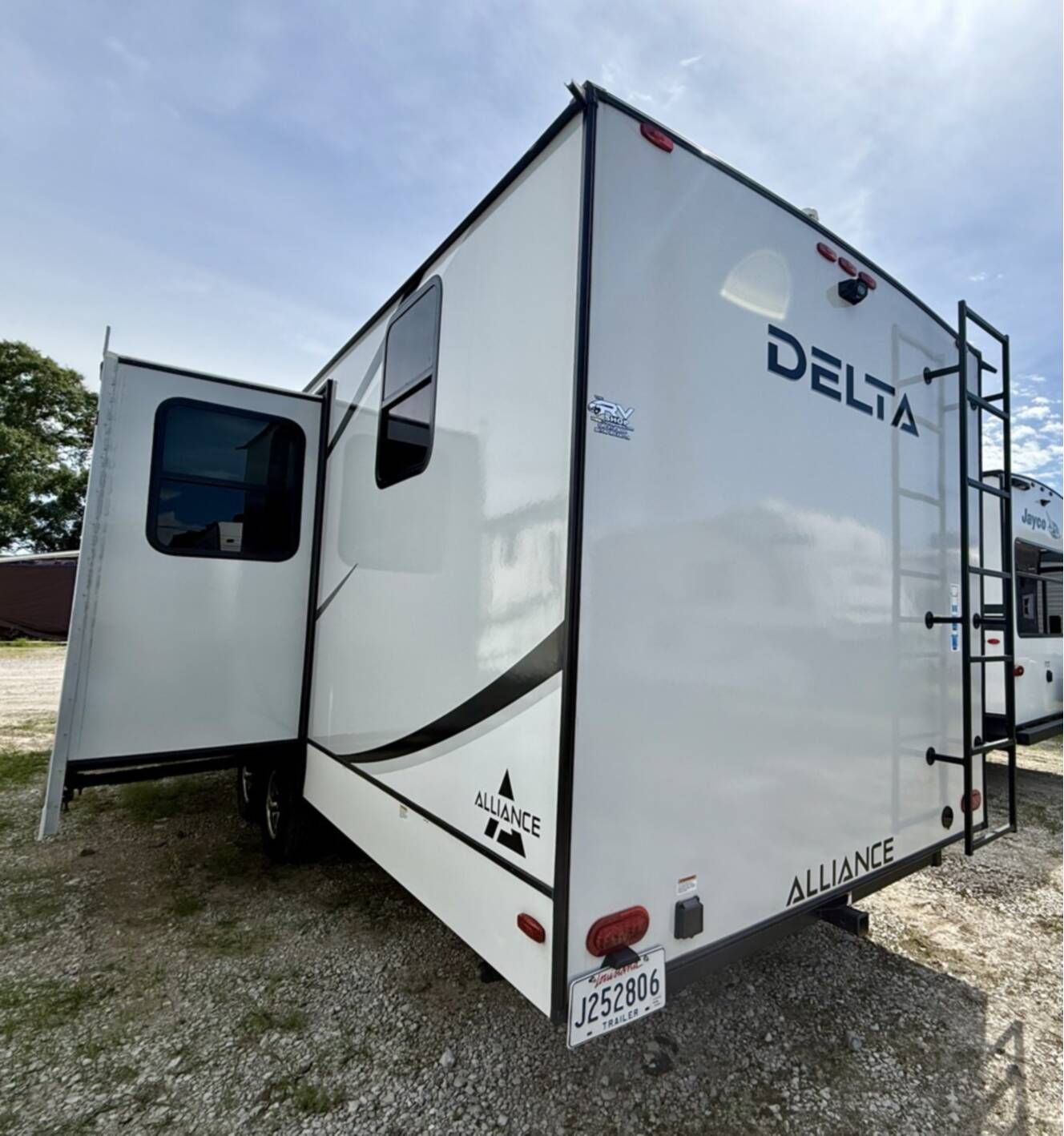 A photo of this 2024 Alliance Rv DELTA 281BH