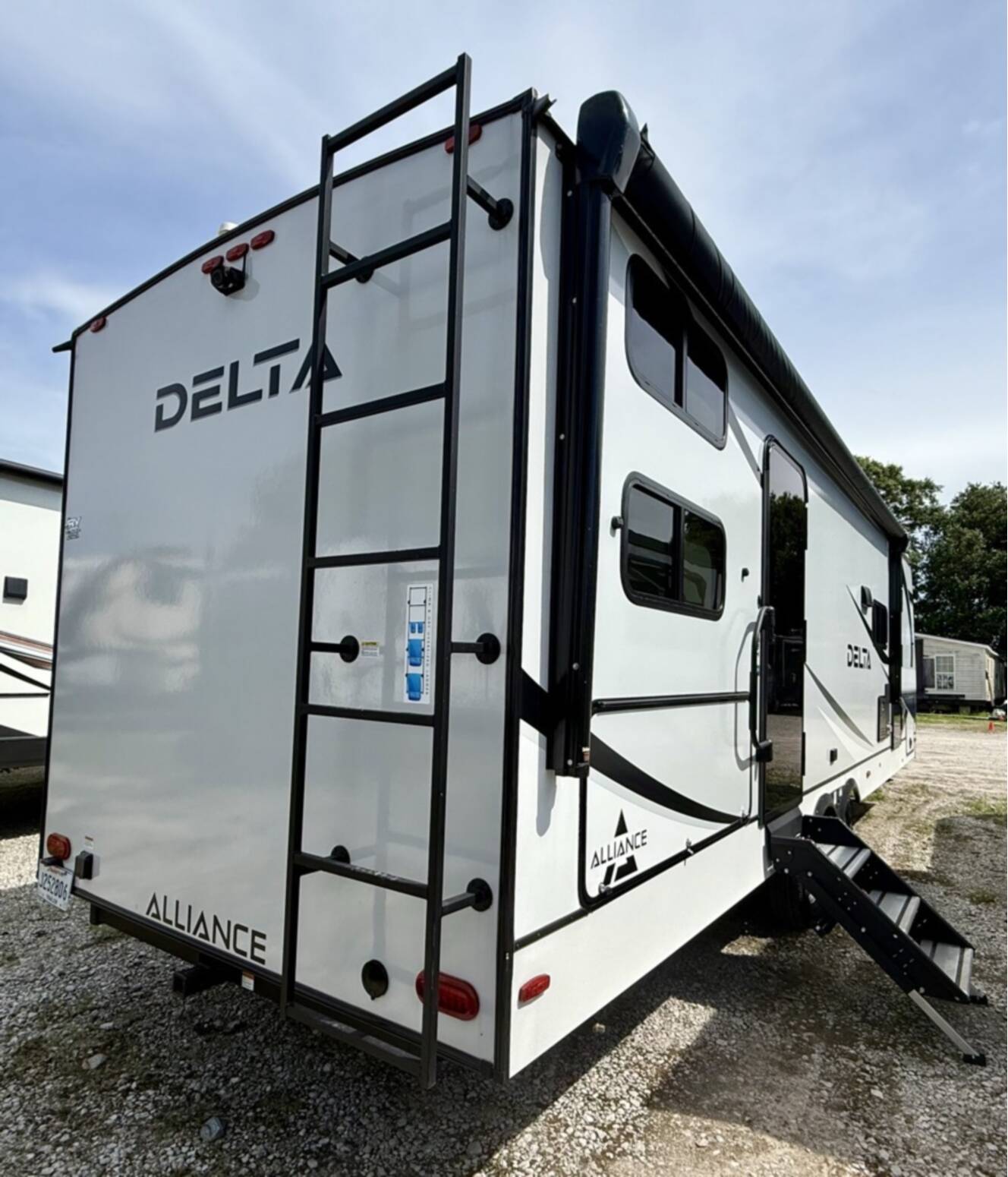 A photo of this 2024 Alliance Rv DELTA 281BH