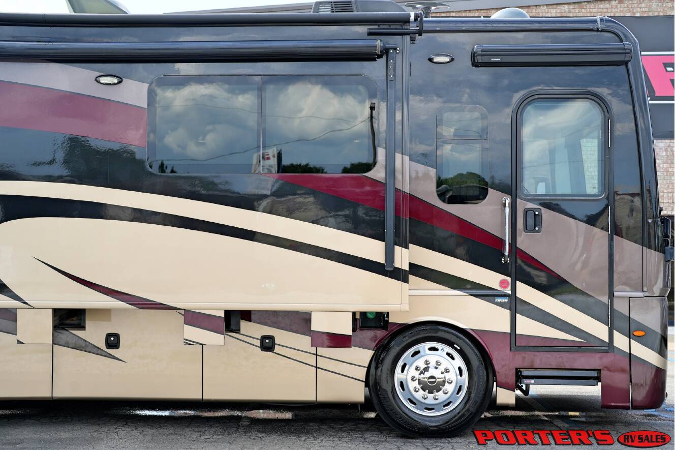 A photo of this 2019 Fleetwood DISCOVERY 38F