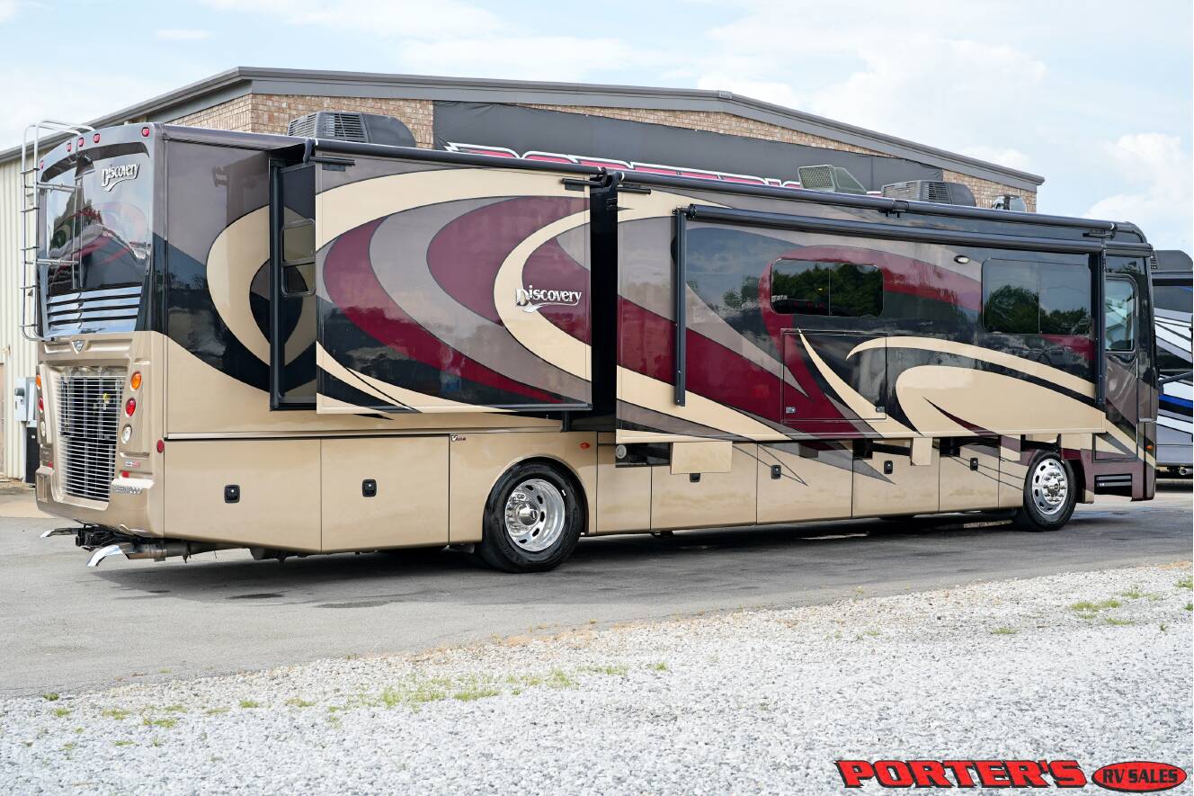 A photo of this 2019 Fleetwood DISCOVERY 38F