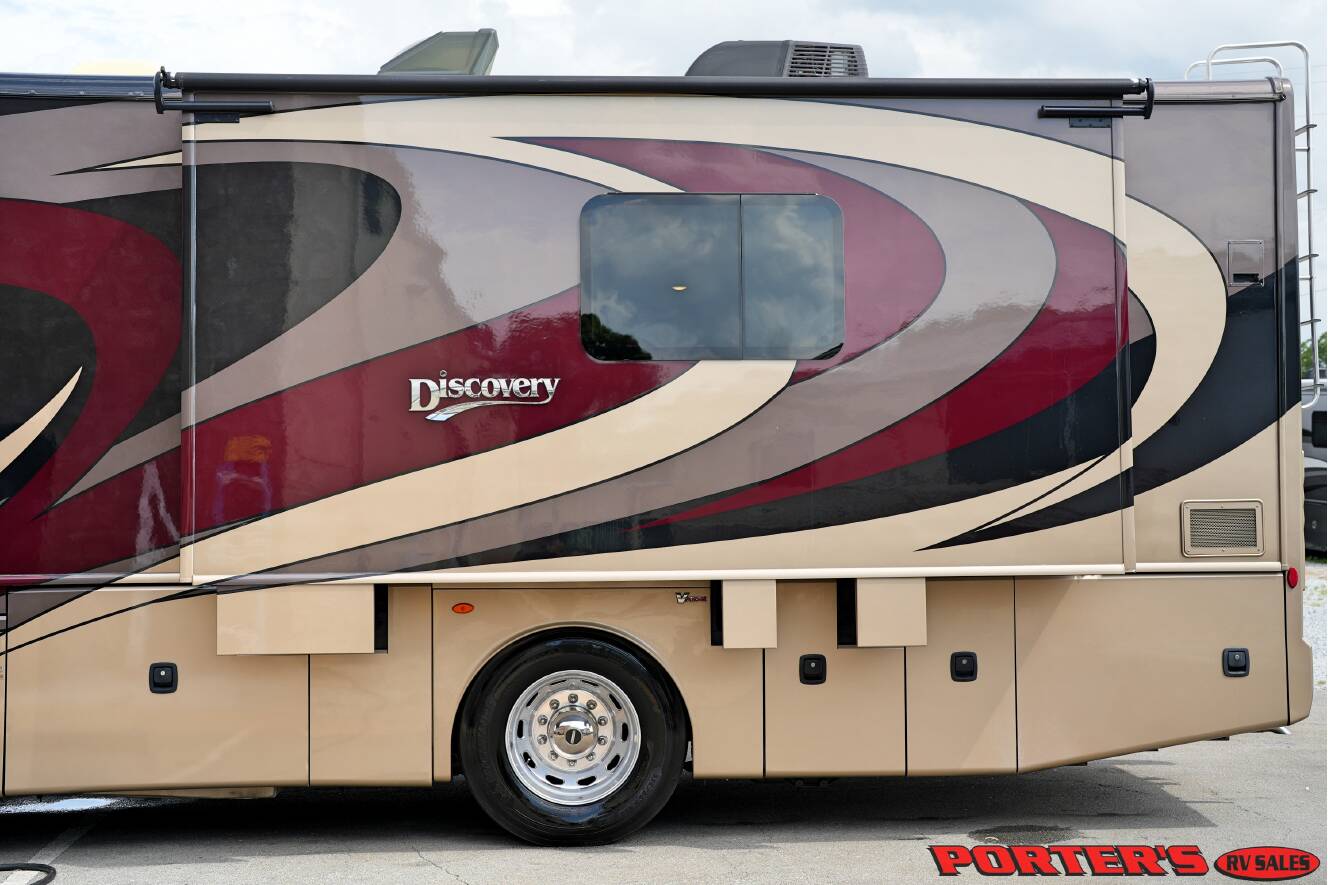 A photo of this 2019 Fleetwood DISCOVERY 38F