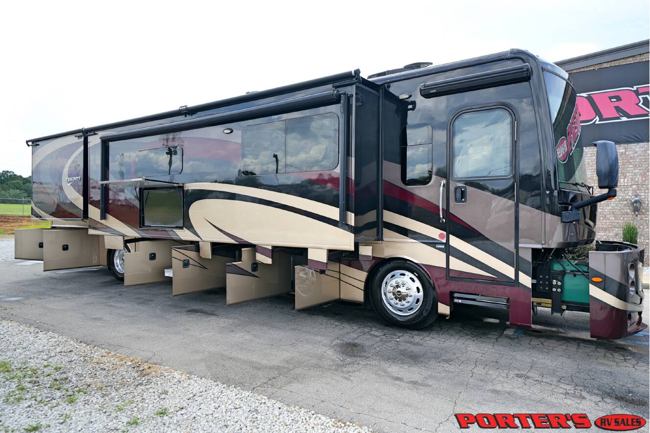 A photo of this 2019 Fleetwood DISCOVERY 38F