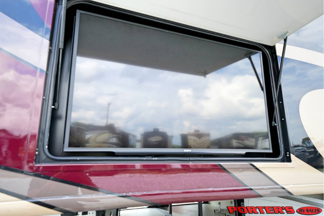 A photo of this 2019 Fleetwood DISCOVERY 38F