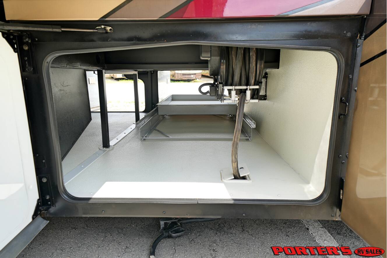 A photo of this 2019 Fleetwood DISCOVERY 38F