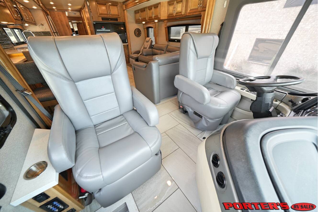 A photo of this 2019 Fleetwood DISCOVERY 38F
