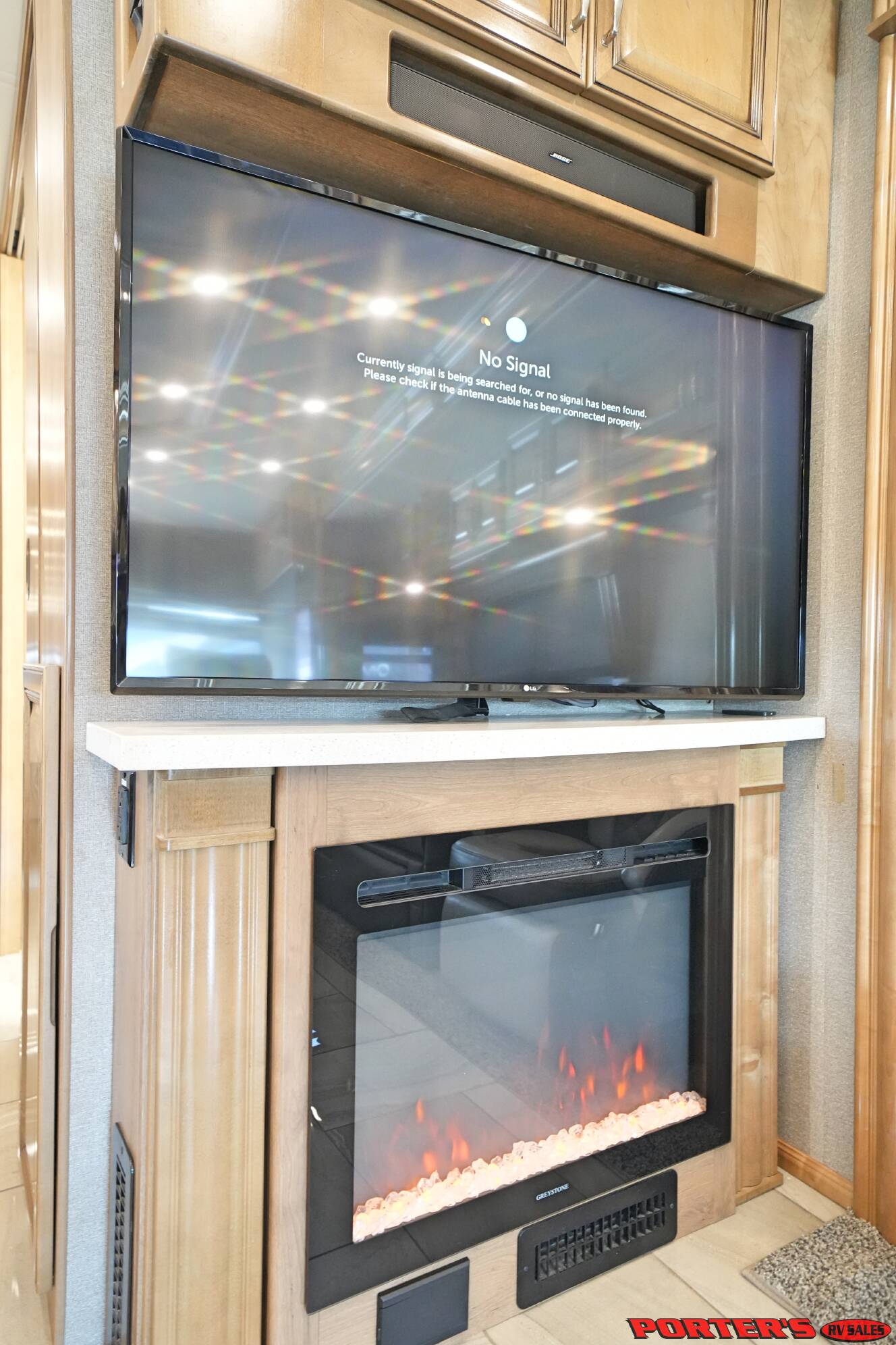 A photo of this 2019 Fleetwood DISCOVERY 38F
