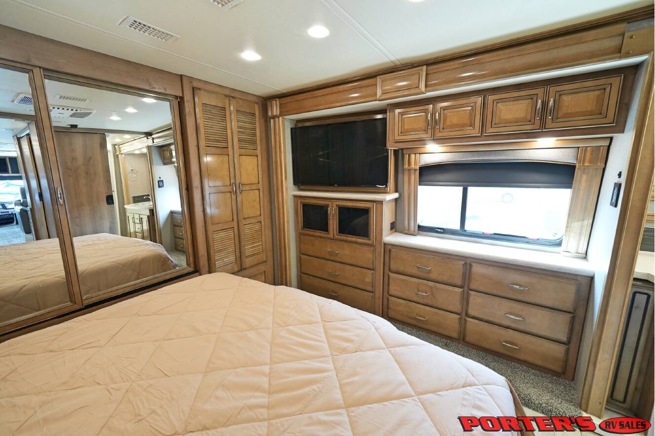 A photo of this 2019 Fleetwood DISCOVERY 38F