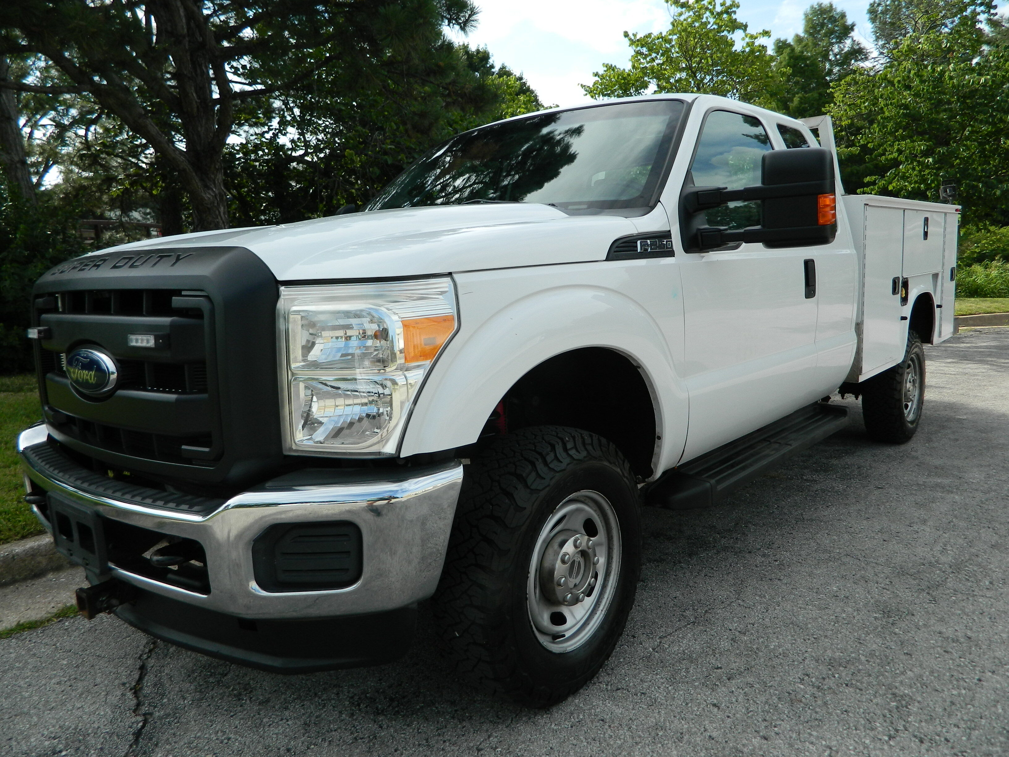 2014 FORD F250 XL in Shawnee, KS