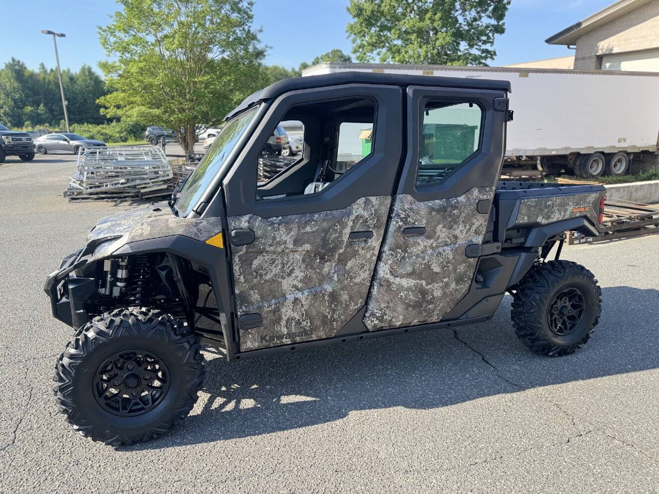 A photo of this 2026 Kawasaki RIDGE CREW HVAC