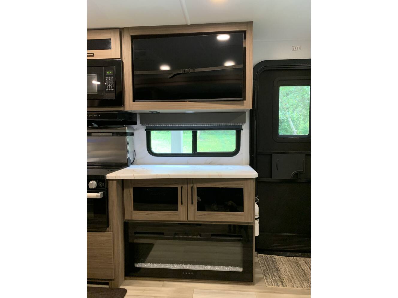 A photo of this 2024 Alliance Rv DELTA 252RL