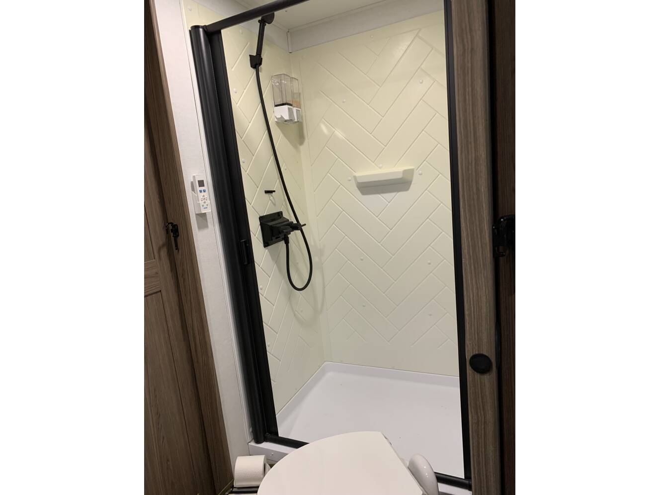 A photo of this 2024 Alliance Rv DELTA 252RL