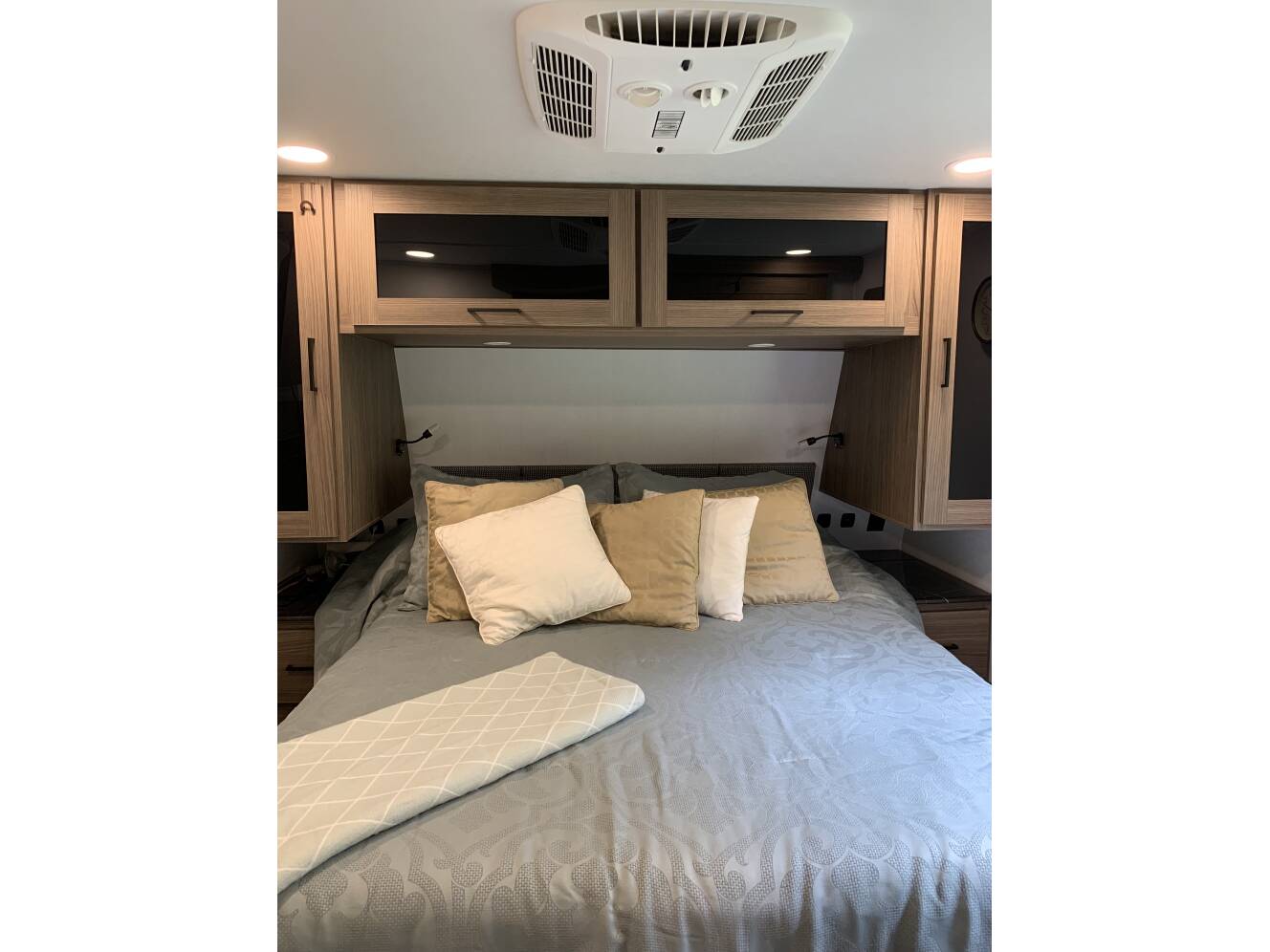 A photo of this 2024 Alliance Rv DELTA 252RL