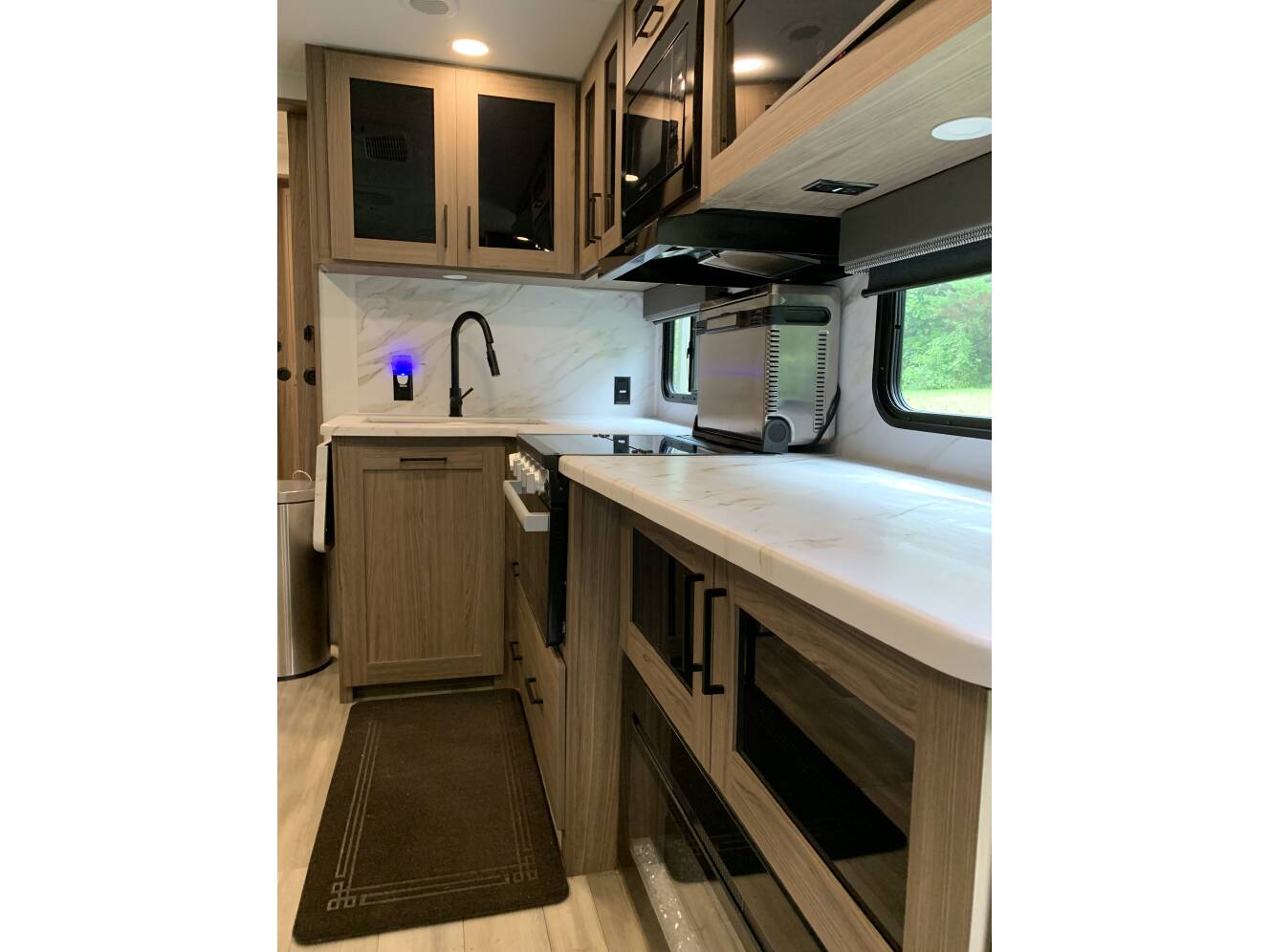 A photo of this 2024 Alliance Rv DELTA 252RL