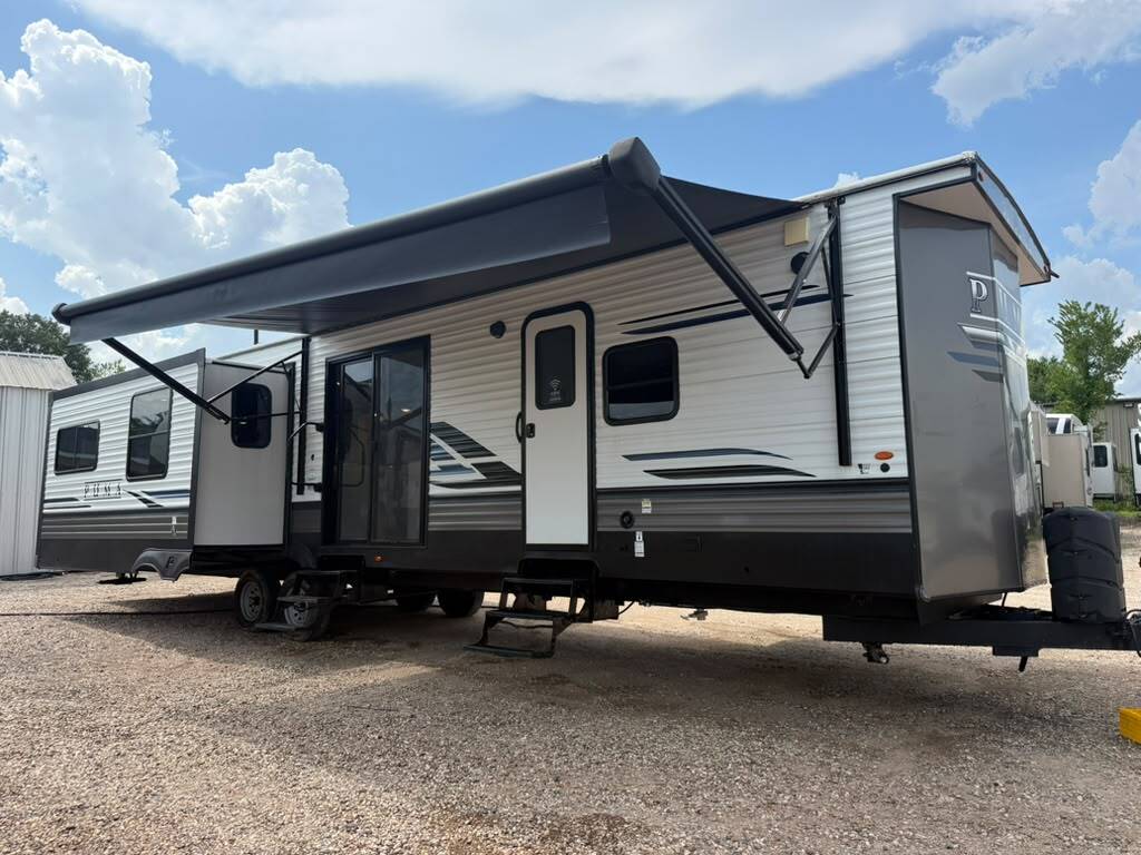 2023 Palomino Puma 38RLQ in porter TX