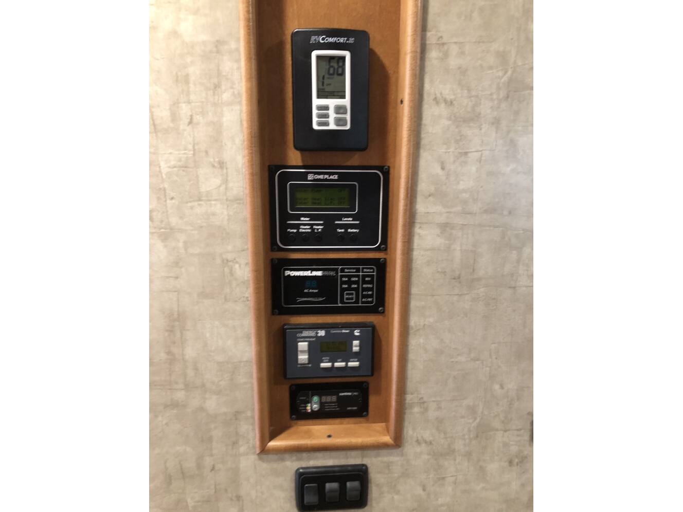 A photo of this 2015 Winnebago ADVENTURER 35P