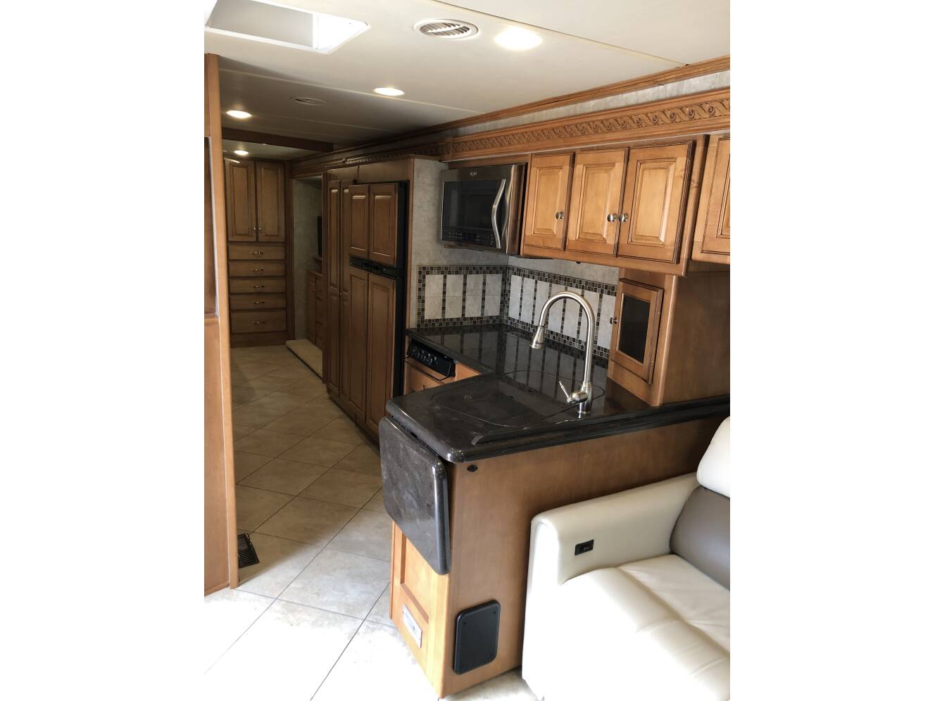 A photo of this 2015 Winnebago ADVENTURER 35P