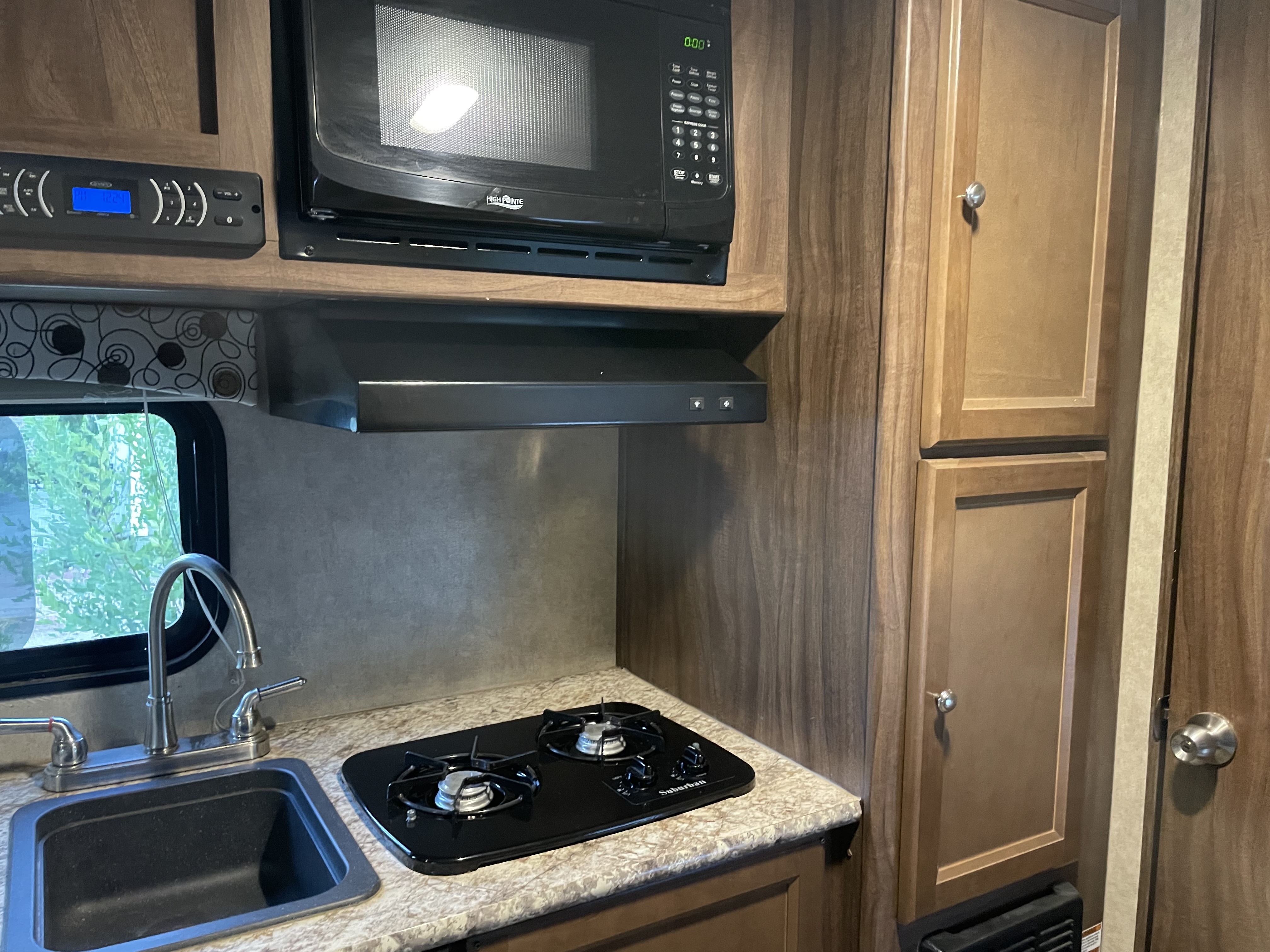 2018 Coachmen CLIPPER 16B in crestline CA