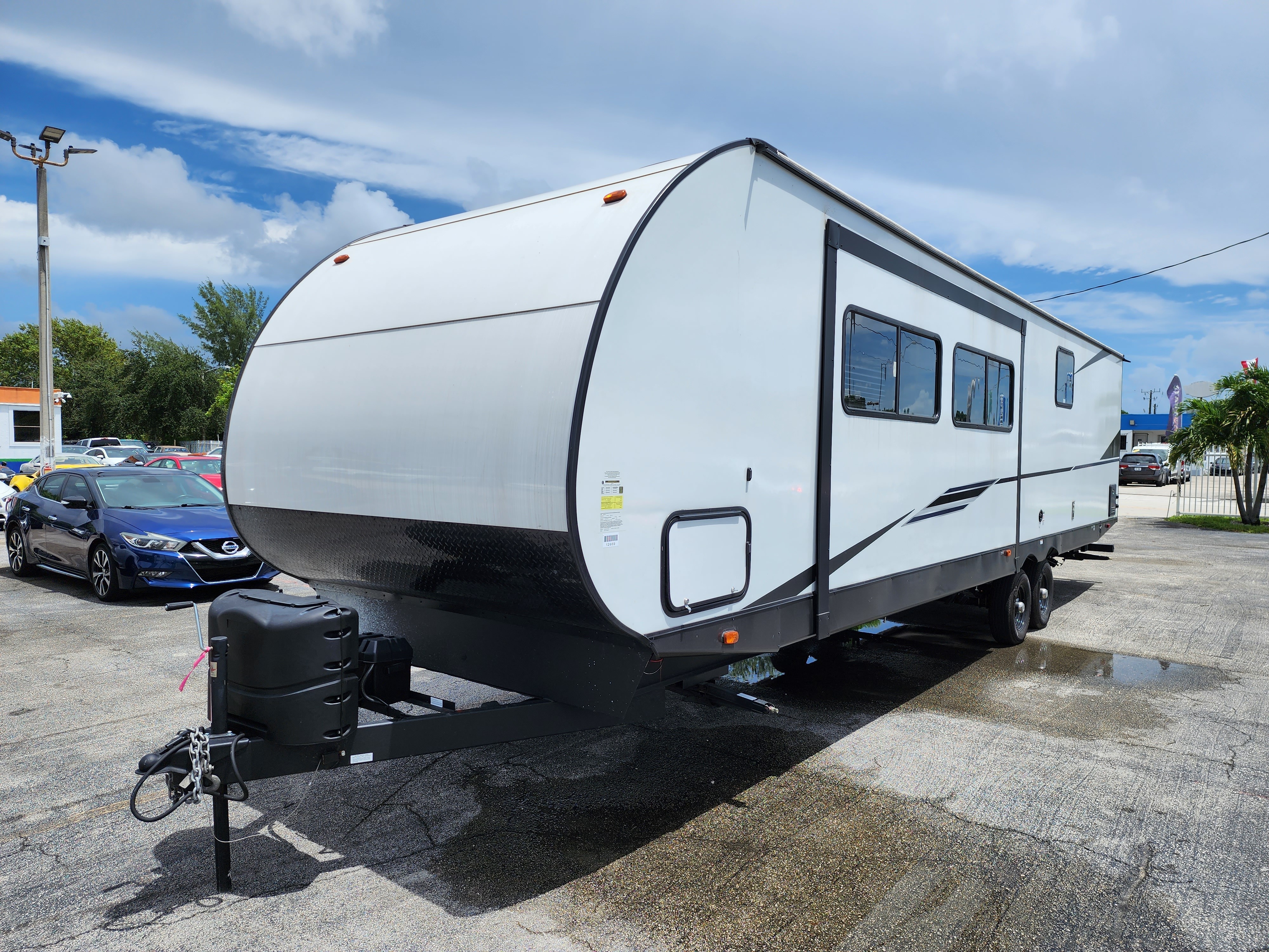 2023 Heartland COUNTRY RIDGE CR 41RLSS in miami FL