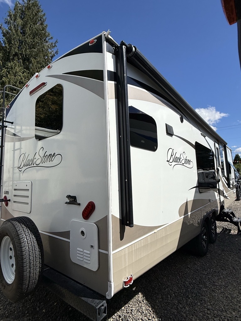 2013 Outdoors Rv Manufacturing BLACK STONE MERLOT 280RKS in portland OR