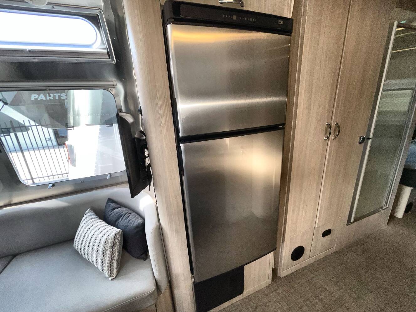 A photo of this 2021 Airstream Globetrotter 27FBT