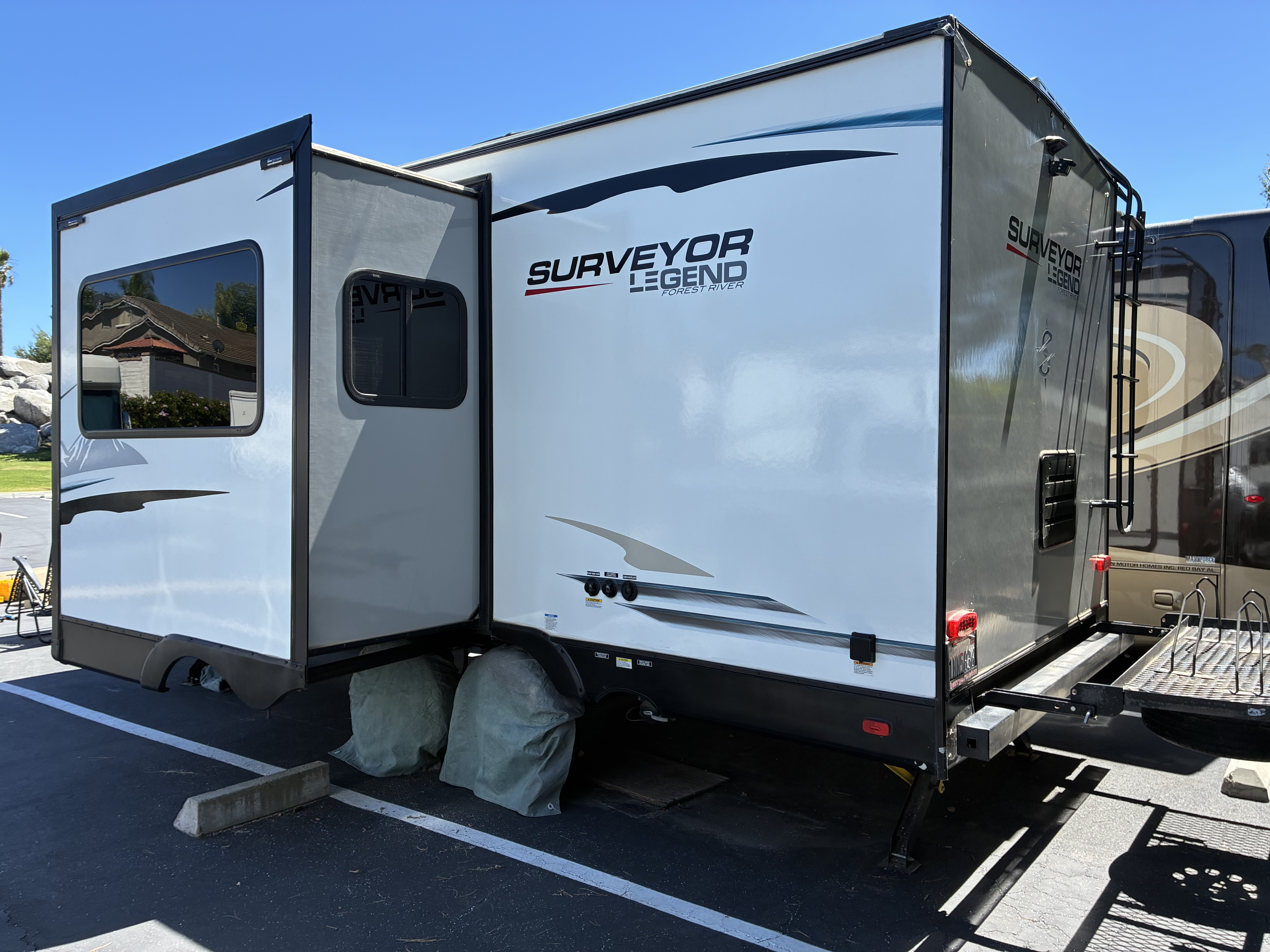 2021 Forest River SURVEYOR LEGEND 203RKLE in oceanside CA