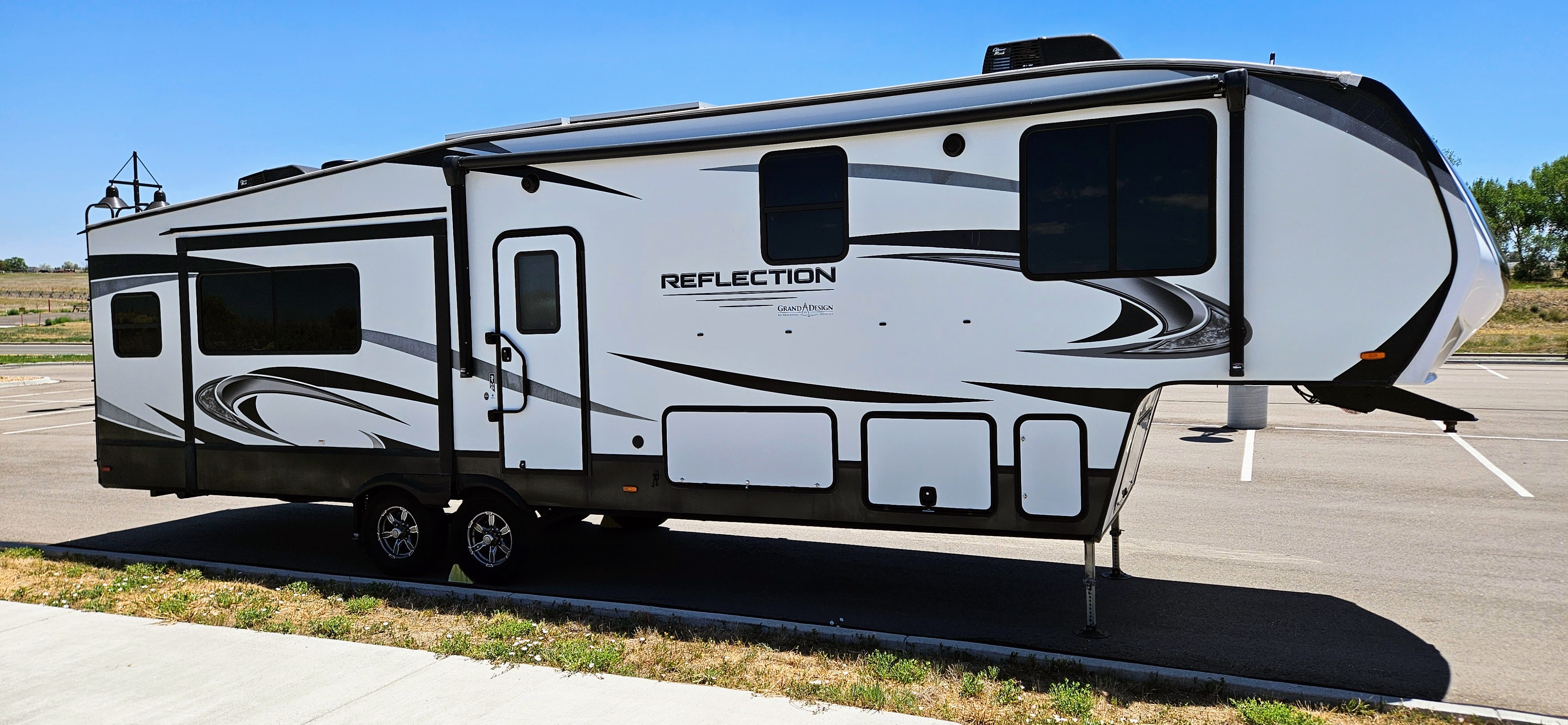 2021 Grand Design REFLECTION 31MB RV