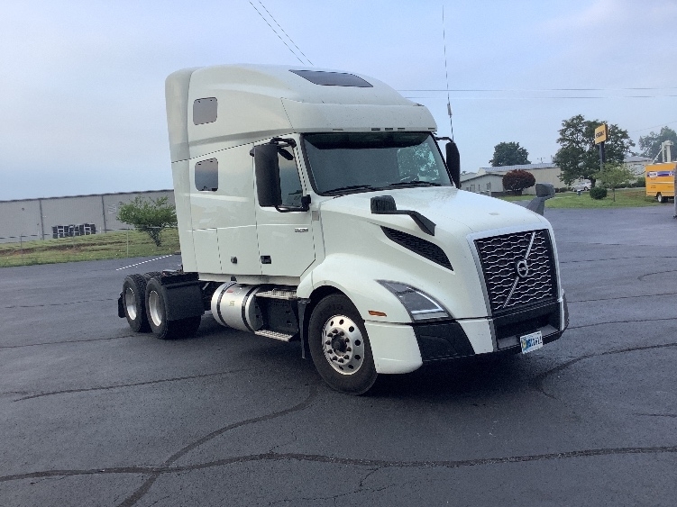 2020 VOLVO VNL64760 in Elizabethtown, KY