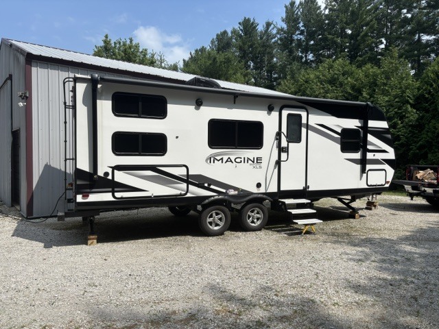 2022 Grand Design IMAGINE XLS 17MKE RV