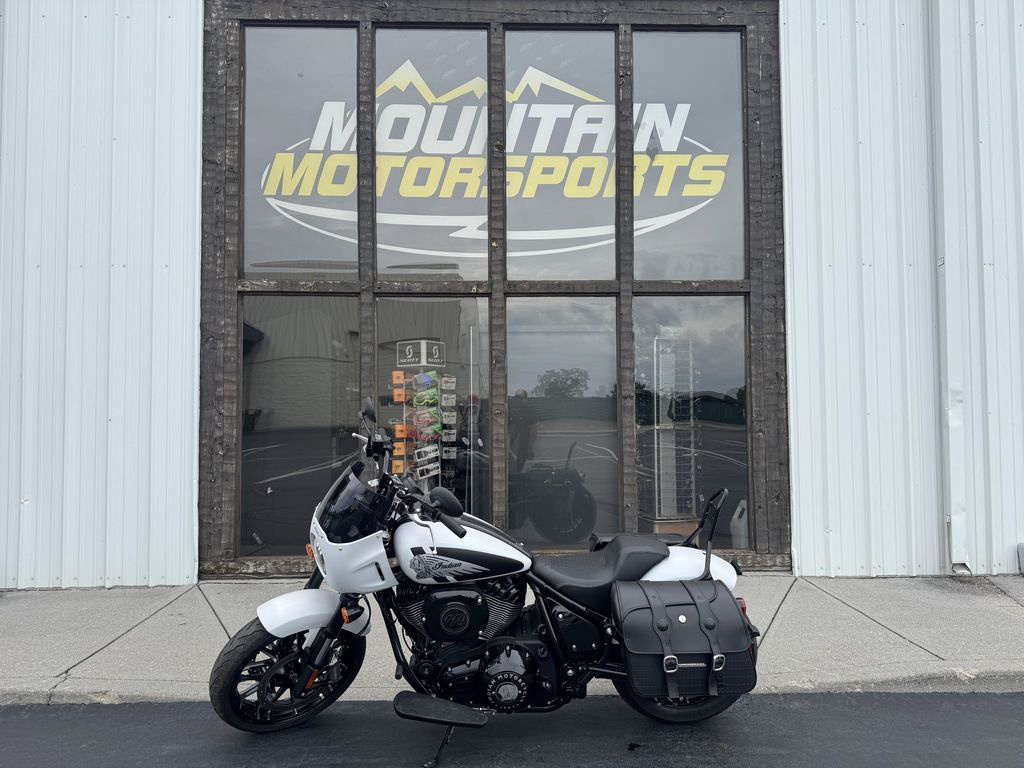 2024 Indian Sport Chief Icon Smoky Quartz Metallic Pearl BASE in Kodak, TN