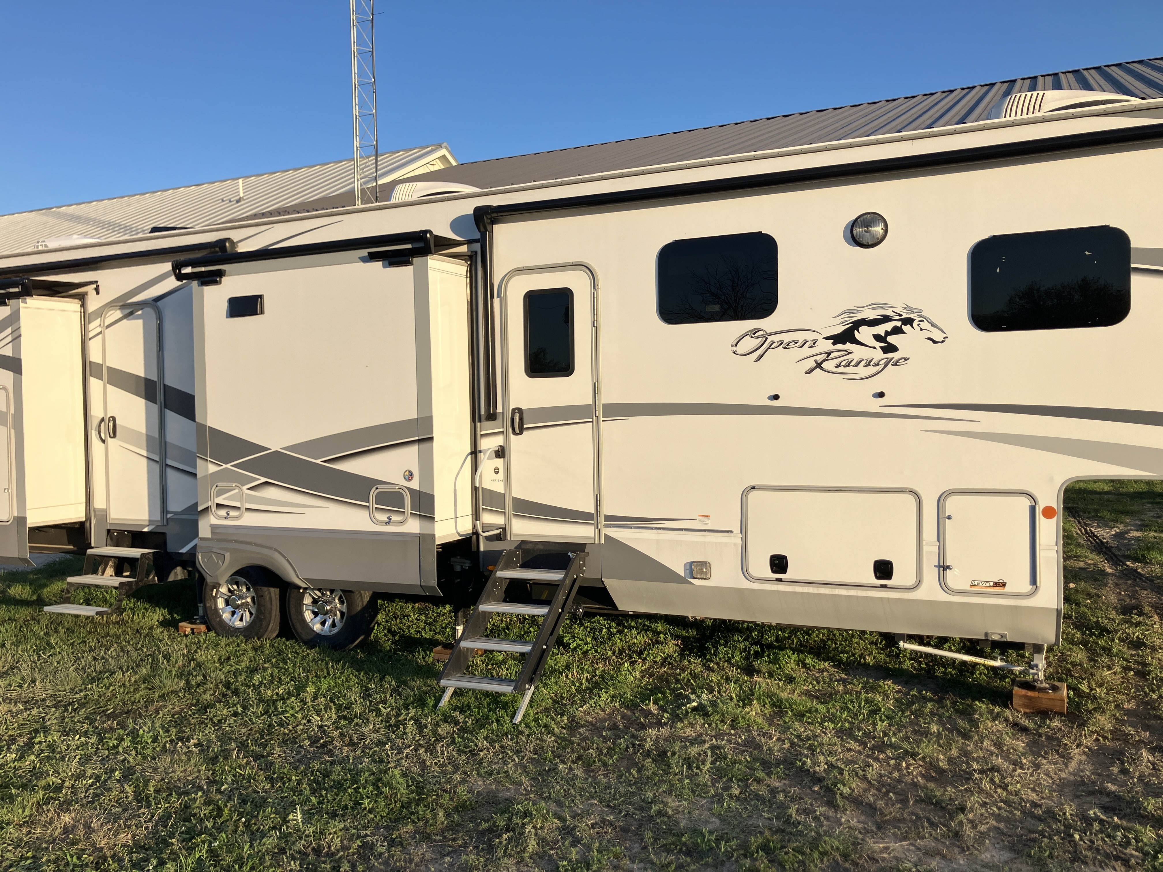 2021 Highland Ridge OPEN RANGE OF427BHS in lorena TX