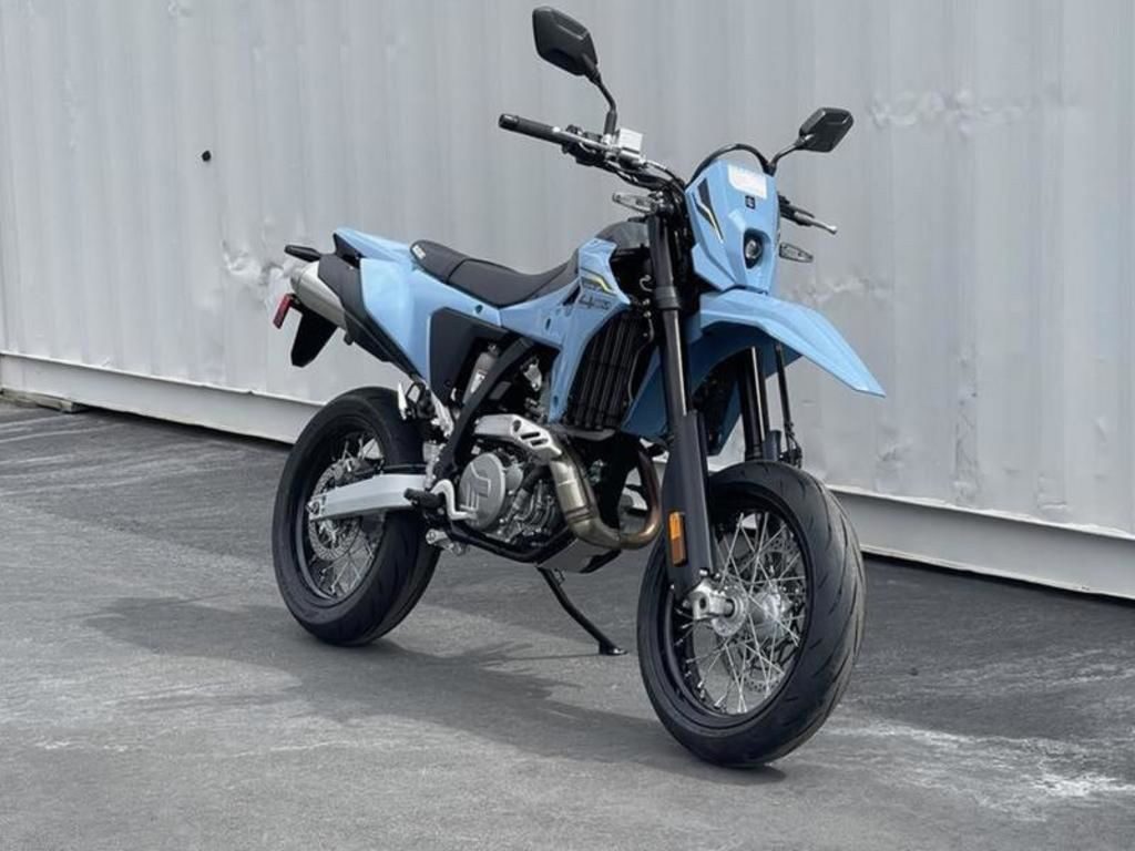 2026 Suzuki DR-Z 4SM BASE in Kennewick, WA