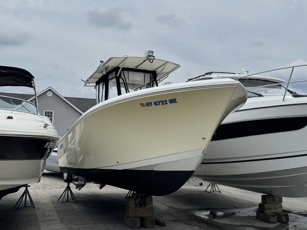 2006 Sailfish 2660 CC in seaford NY