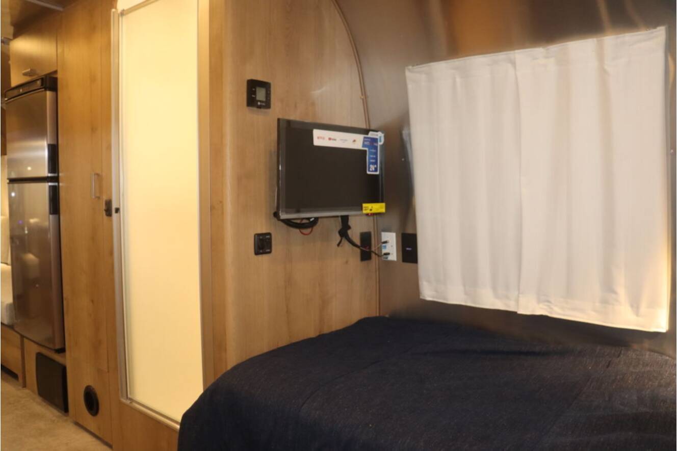 A photo of this 2026 Airstream Trade Wind® 25FB
