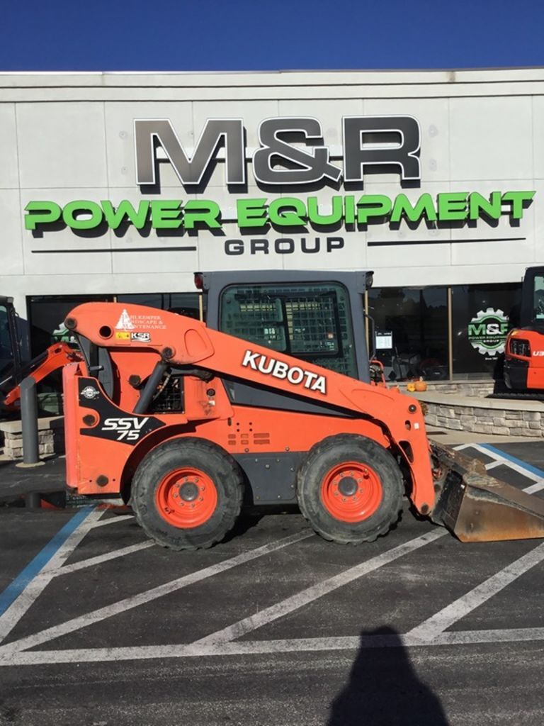 2016 Kubota SSV75Hfrc in Butler, PA