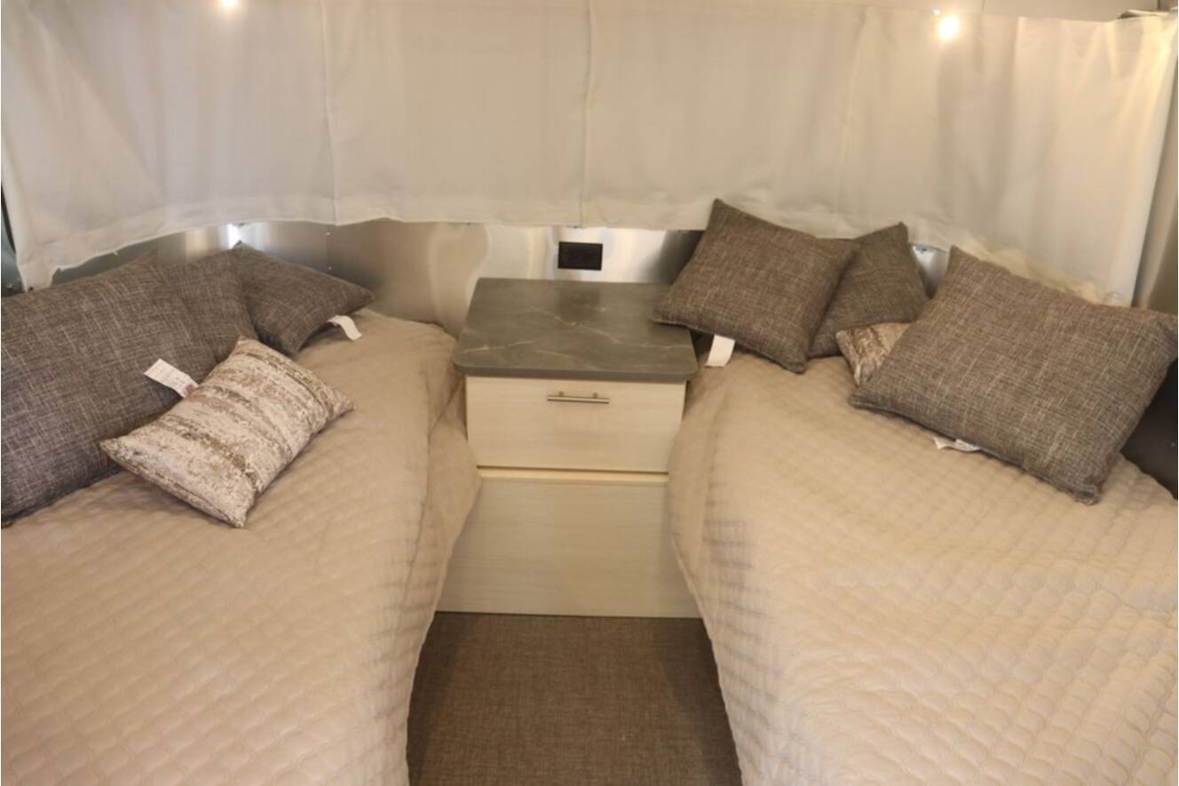 A photo of this 2026 Airstream Flying Cloud® 30FB Bunk