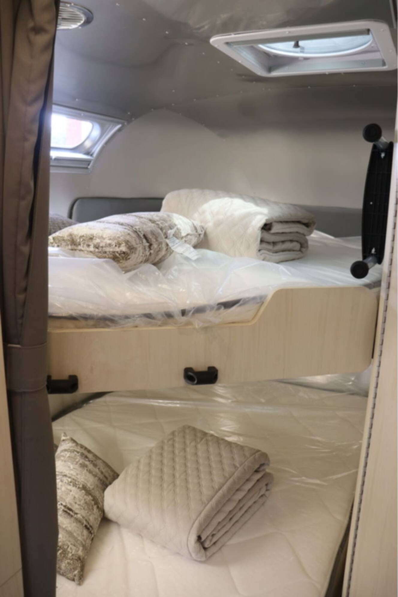 A photo of this 2026 Airstream Flying Cloud® 30FB Bunk