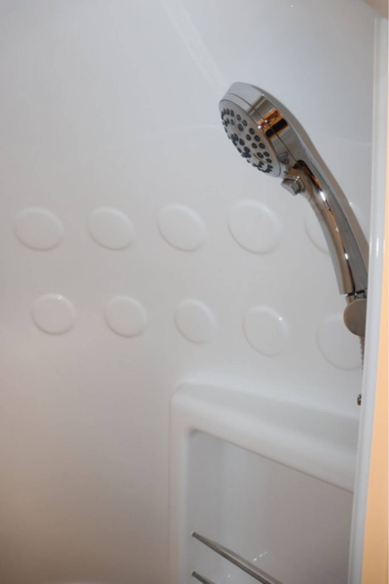 A photo of this 2026 Airstream Flying Cloud® 30FB Bunk