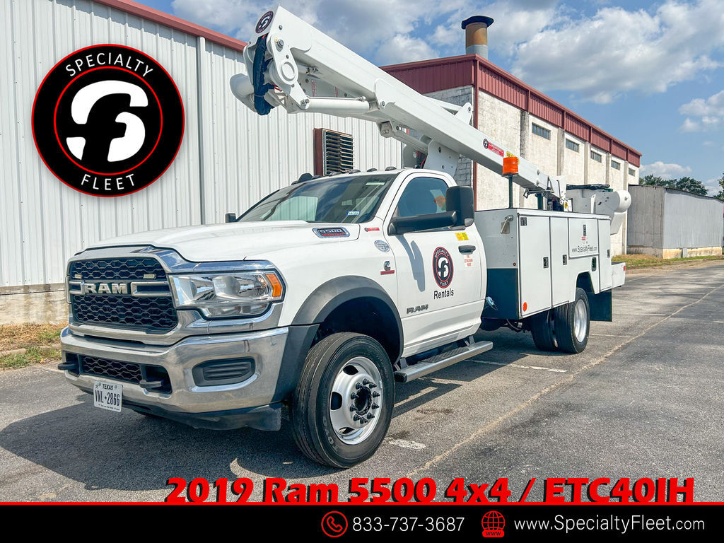 2019 Ram 5500 4x4 / Palfinger ETC40IH - Bucket Truck in Lindale, TX