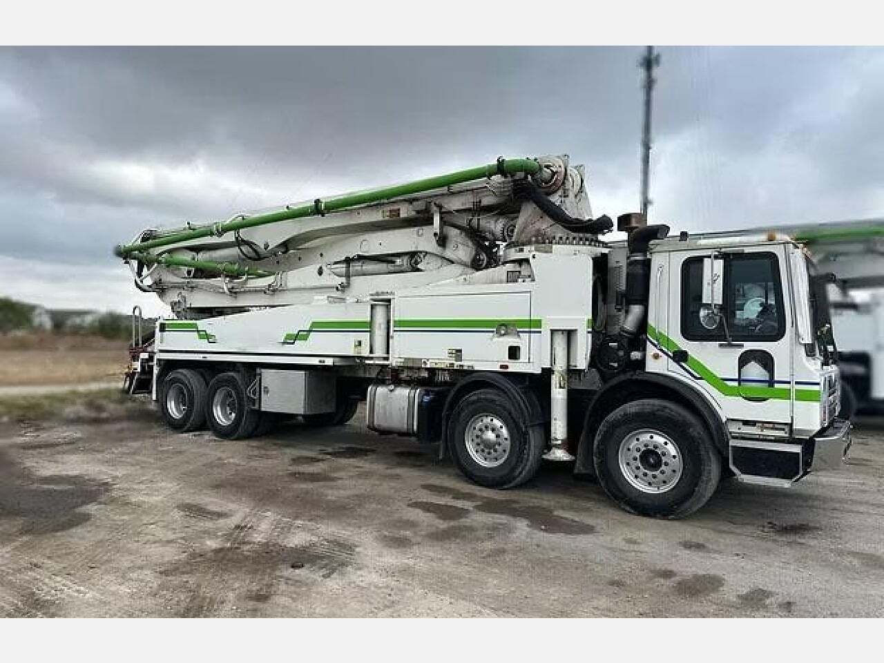 2015 MACK MRU613 47M Putzmeister in Atlanta, GA