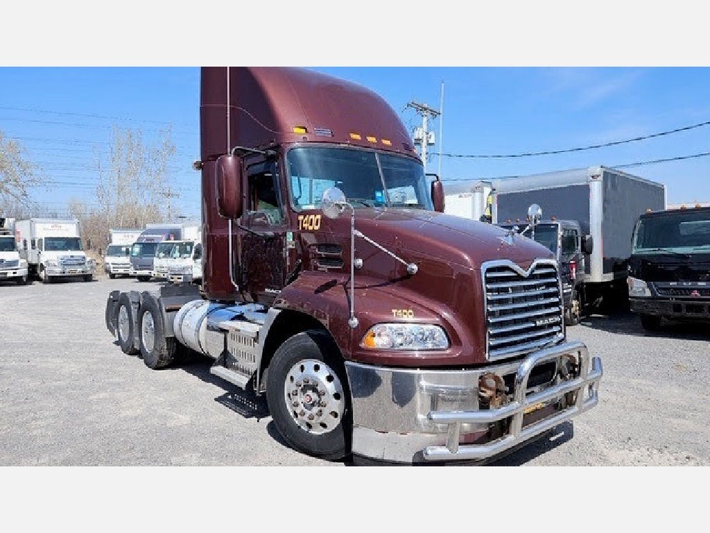 2016 MACK CXU613 in Rochester, NY