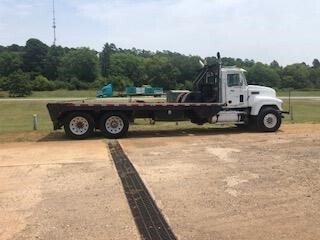 1998 MACK CH613 in Fort Worth, TX
