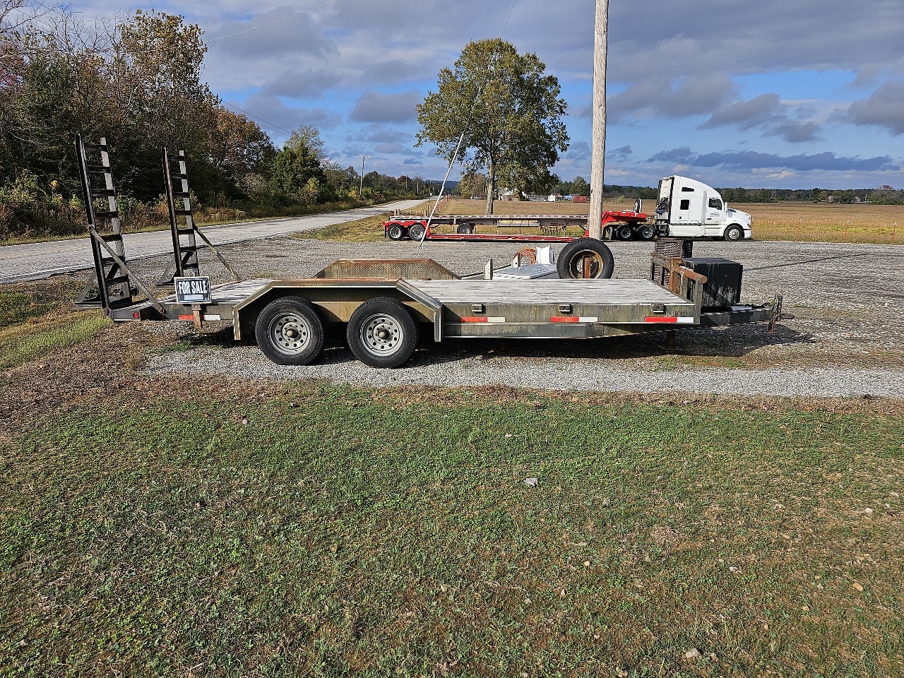 2005 DAKOTA 20' Heavy Duty Utility in Batesville, AR