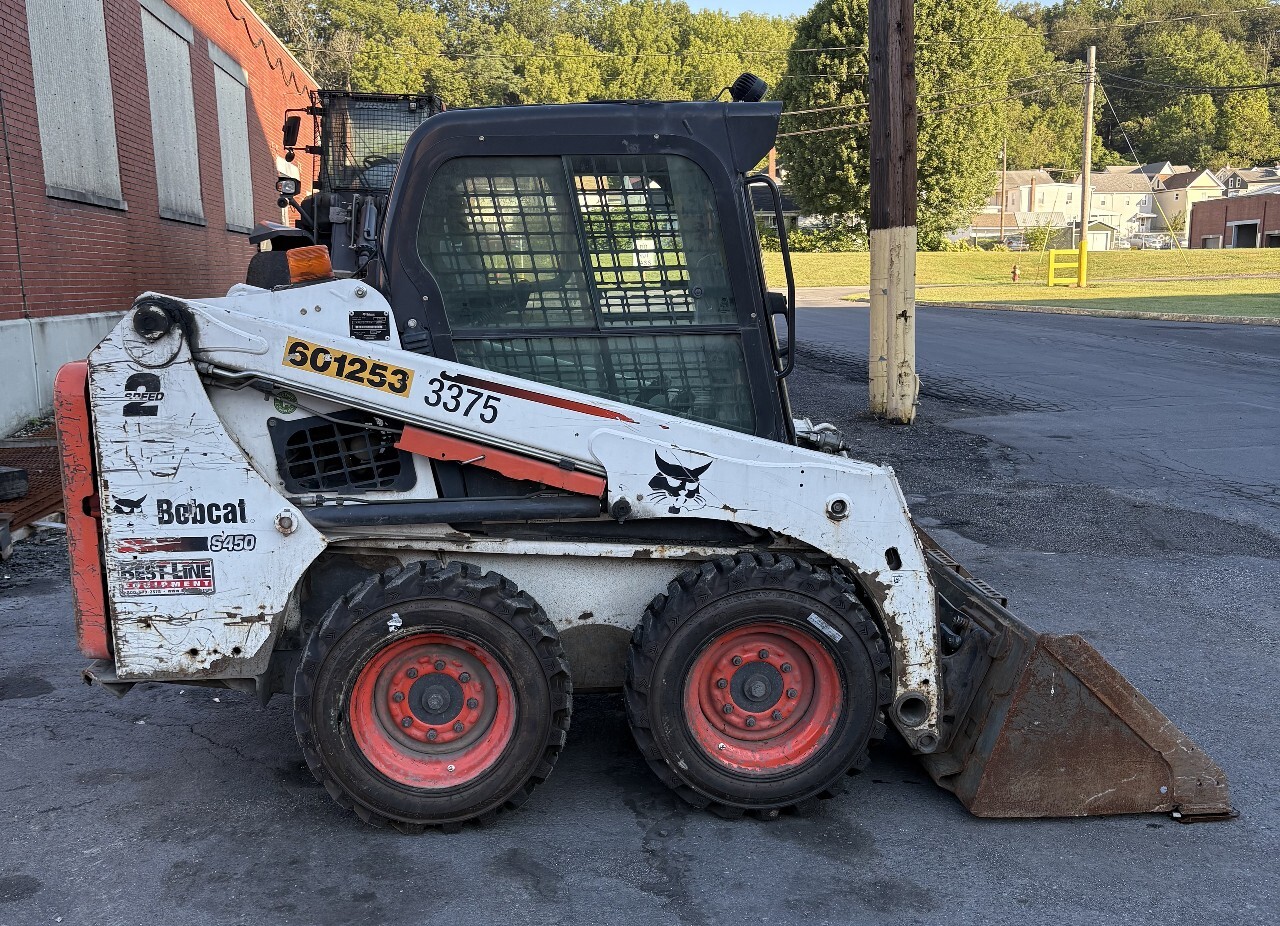 2016 BOBCAT S450 T4 in Detroit, MI