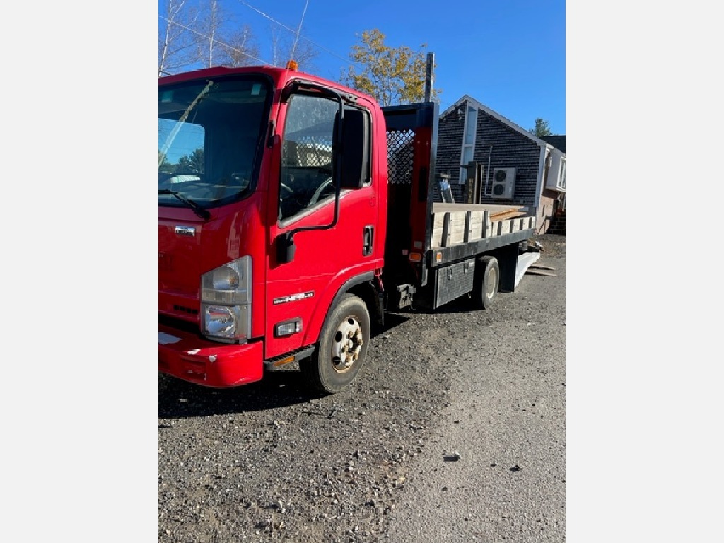2009 ISUZU NPR in East Longmeadow, MA