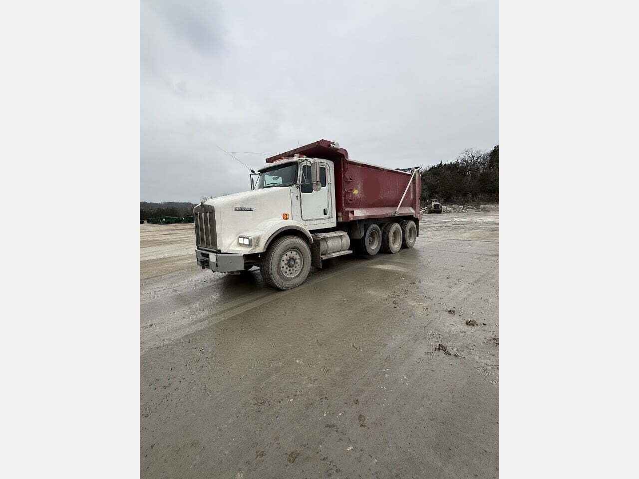 2011 KENWORTH T800 16FT in Nashville, TN
