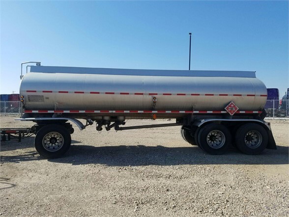 1995 WELDIT 6200 Gal 3 Compartment in Bosler, WY